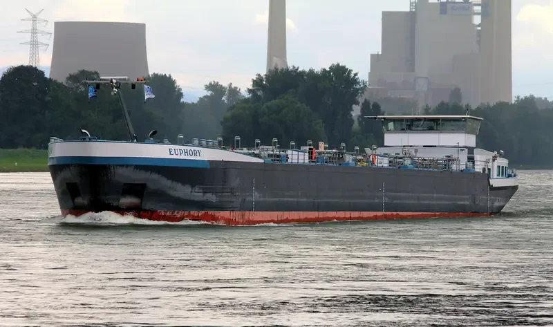 EUPHORY Tanker IMO 9637179 photo 5