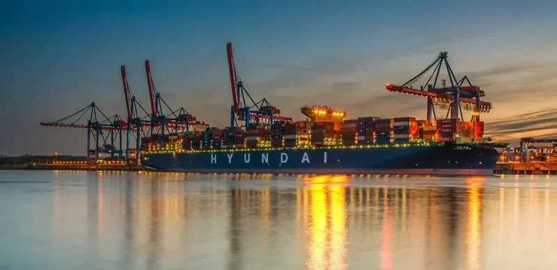 HYUNDAI HOPE Container Ship IMO 9637234 photo 3