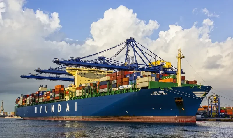 HYUNDAI HOPE Container Ship IMO 9637234 photo 5