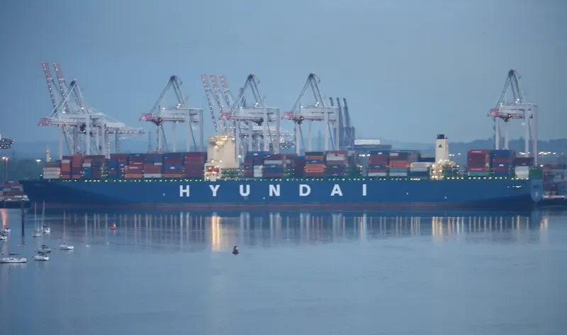 HYUNDAI HOPE Container Ship IMO 9637234 photo 7
