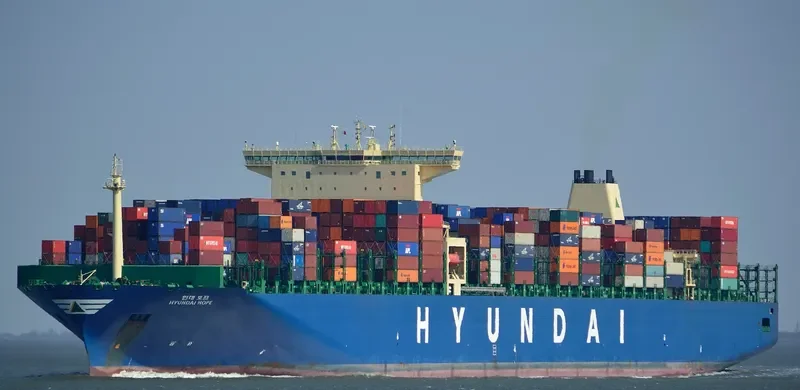 HYUNDAI HOPE Container Ship IMO 9637234 photo 10