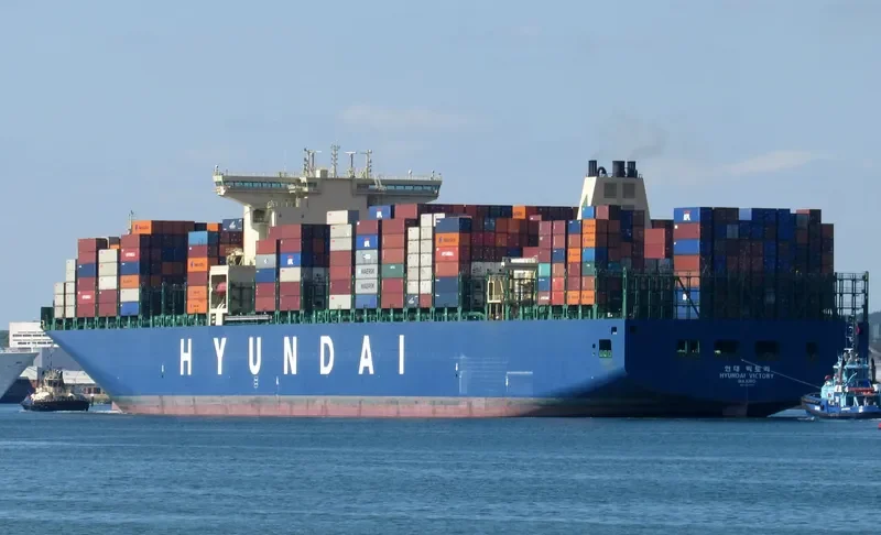 HYUNDAI VICTORY Container Ship IMO 9637258 photo 6