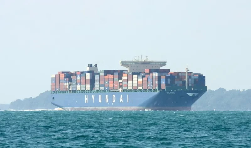 HYUNDAI PRIDE Container Ship IMO 9637260 photo 10
