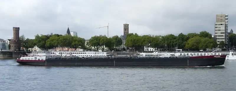 ODYSSEY Tanker IMO 9637571 photo 4