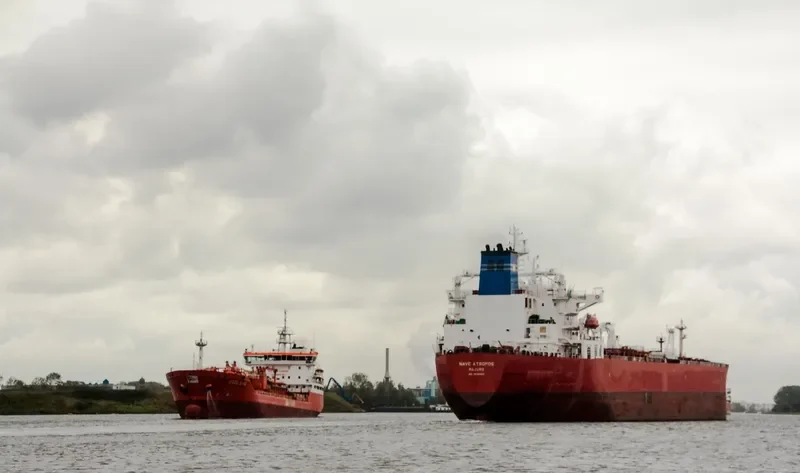 NAVE ATROPOS Tanker IMO 9638563 photo 10