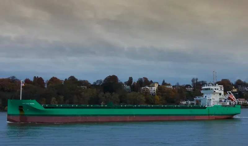 ARKLOW BANK General Cargo IMO 9638769 photo 2