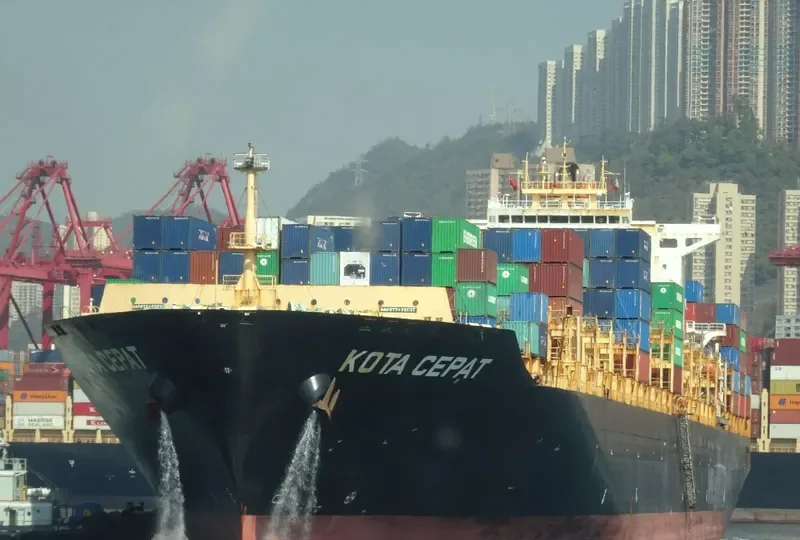 KOTA CEPAT Container Ship IMO 9638977 photo 8