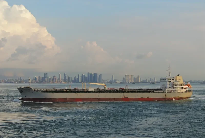 FENG HAI 33 Tanker IMO 9639402 photo 3
