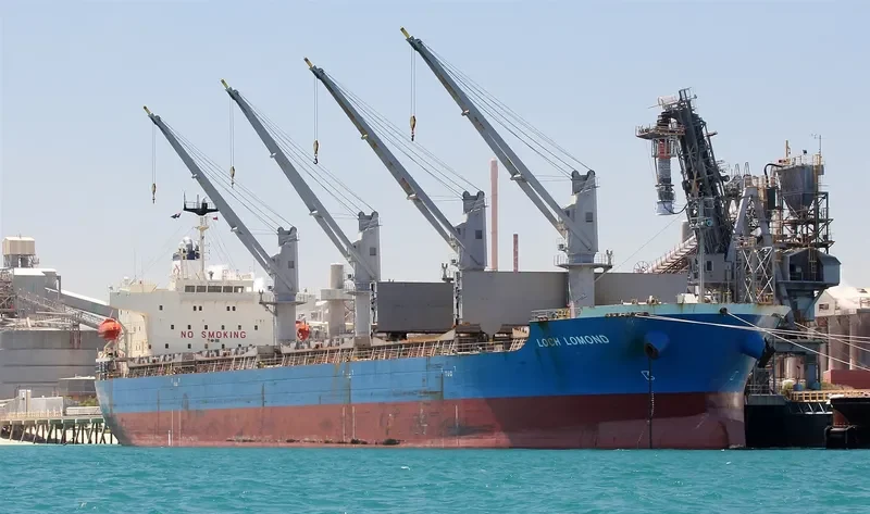 LOCH LOMOND Bulk Carrier IMO 9639464 photo 5