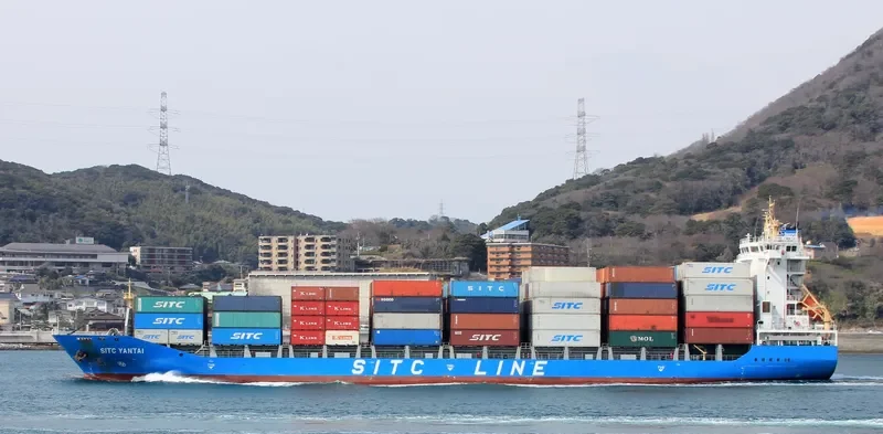SITC YANTAI Container Ship IMO 9639622 photo 4