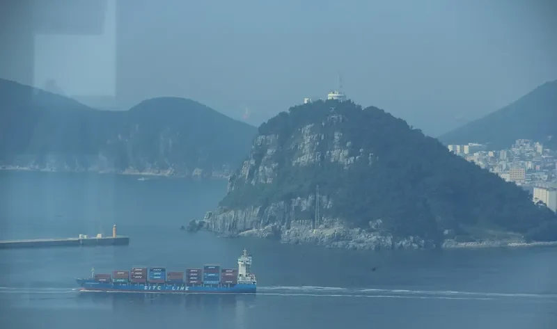 SITC FANGCHENG Container Ship IMO 9639660 photo 6