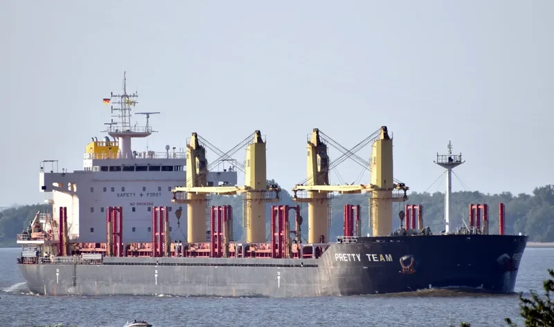 PRETTY TEAM Bulk Carrier IMO 9639763 photo 4