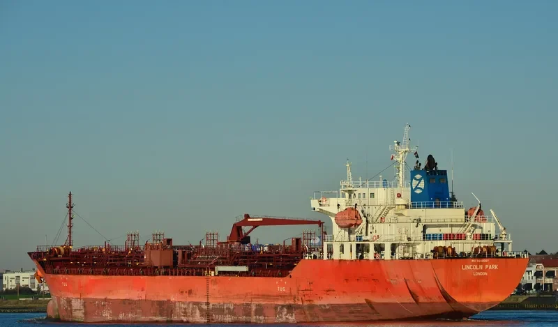 LINCOLN PARK Tanker IMO 9640097 photo 3