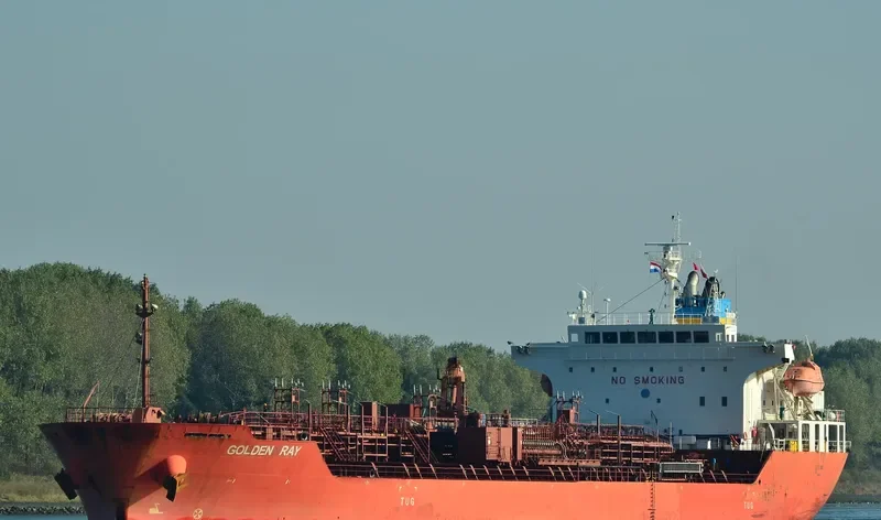 GOLDEN RAY Tanker IMO 9640102 photo 8