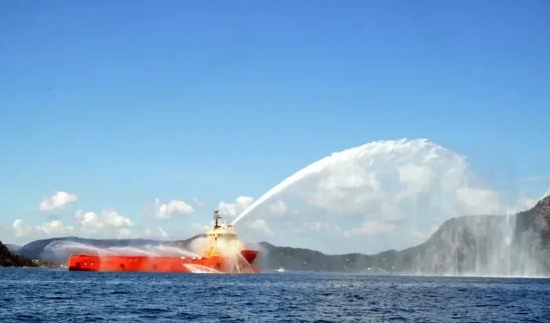 C VIKING Offshore Vessel IMO 9640231 photo 2