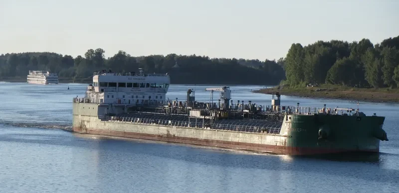 VF TANKER 1 Tanker IMO 9640499 photo 5