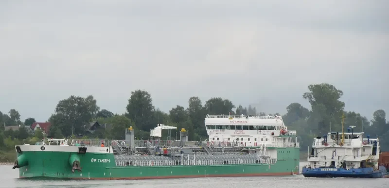 VF TANKER 4 Tanker IMO 9640528 photo 5