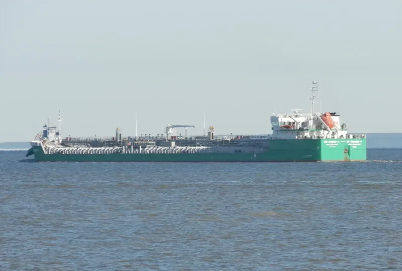 VF TANKER 4 Tanker IMO 9640528 photo 8