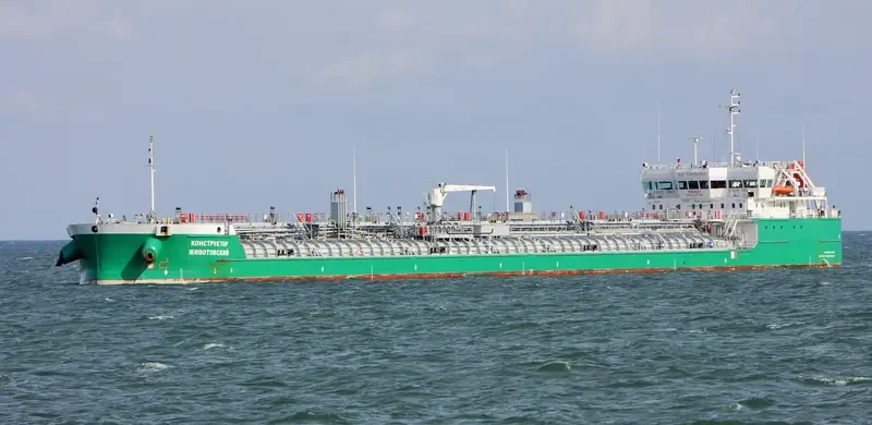 CONSTRUCTOR ZHIVOTOVSKY Tanker IMO 9640580 photo 9
