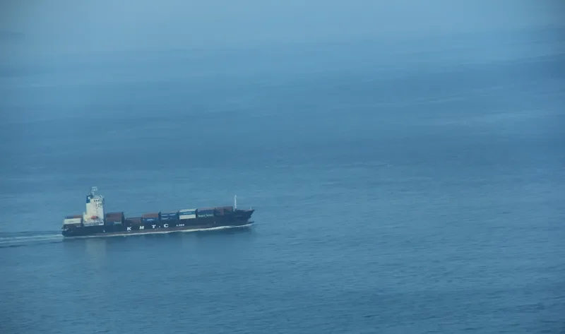 SUNNY LOTUS Container Ship IMO 9641156 photo 2