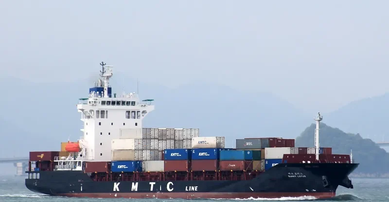 SUNNY LOTUS Container Ship IMO 9641156 photo 7