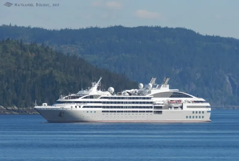 LE SOLEAL Passenger Ship IMO 9641675 photo 3