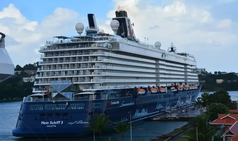 MEIN SCHIFF 3 Passenger Ship IMO 9641730 photo 2