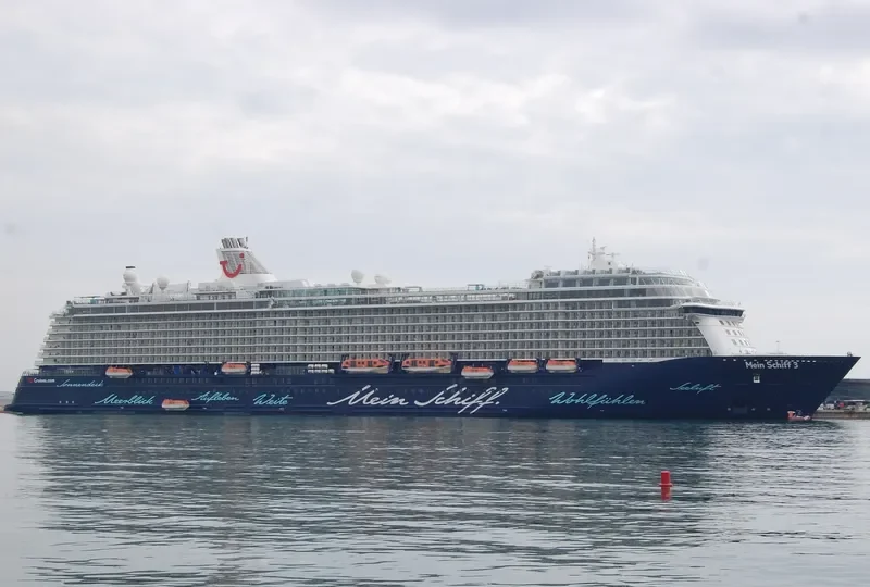 MEIN SCHIFF 3 Passenger Ship IMO 9641730 photo 6