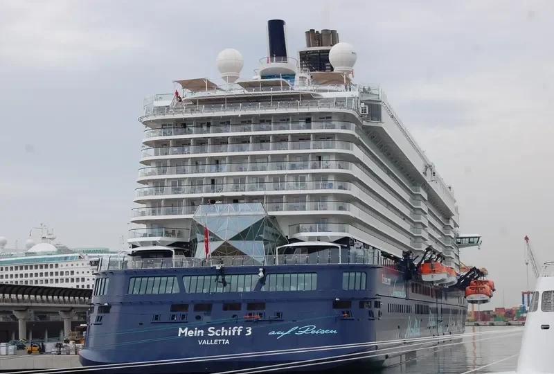 MEIN SCHIFF 3 Passenger Ship IMO 9641730 photo 7