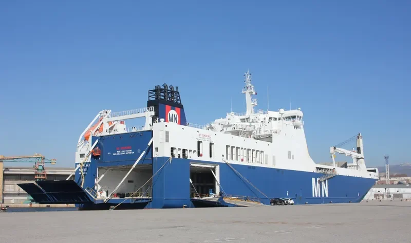 MN CALAO Ro-Ro IMO 9642394 photo 5