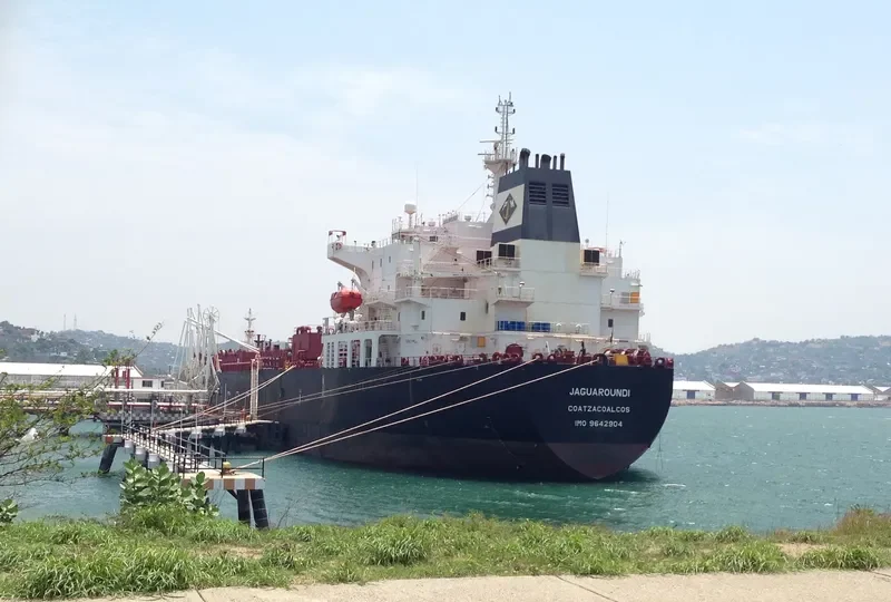 JAGUAROUNDI Tanker IMO 9642904
