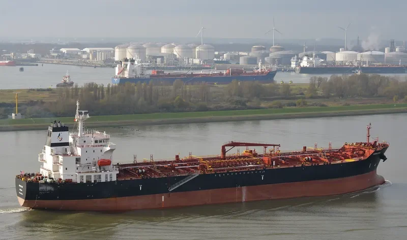 KUKULCAN Tanker IMO 9642942 photo 3