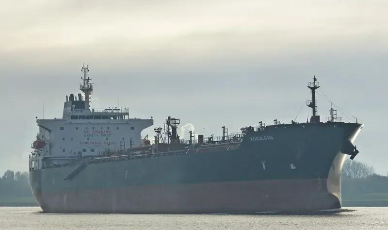 KUKULCAN Tanker IMO 9642942 photo 5
