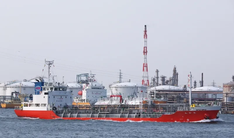 EIWA MARU Tanker IMO 9643049 photo 2