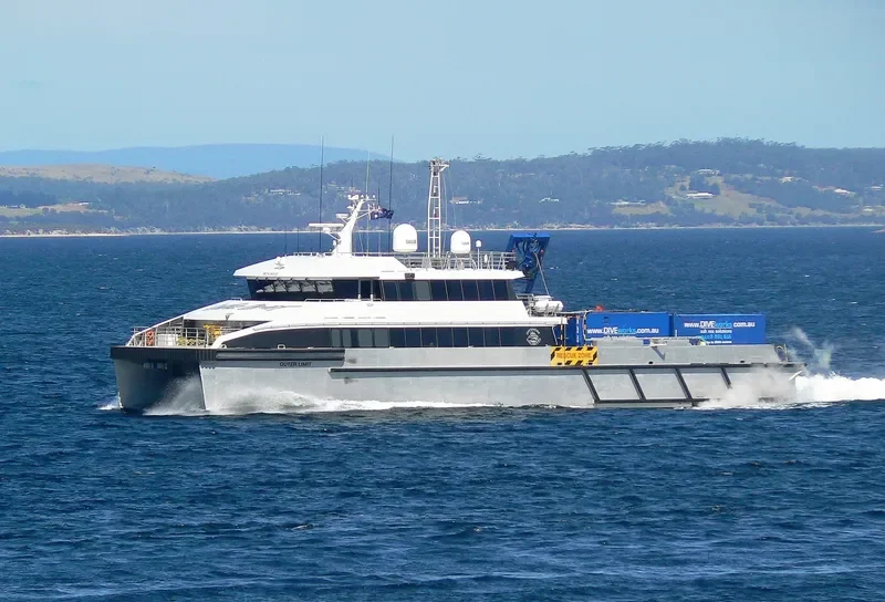 OUTER LIMIT Offshore Vessel IMO 9643128 photo 2