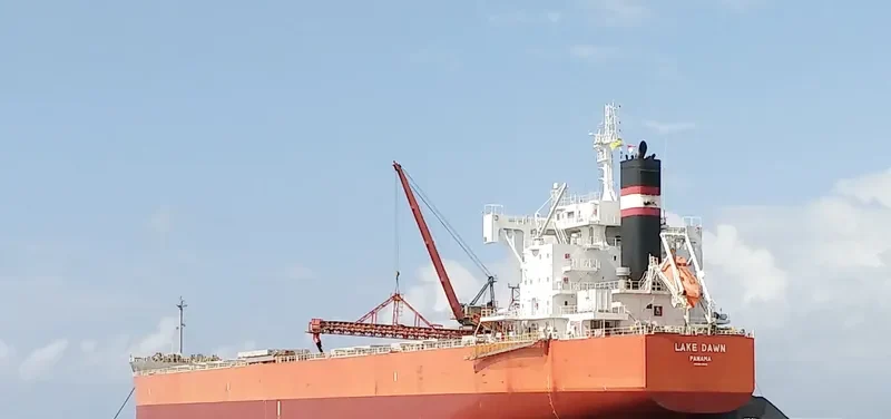 LAKE DAWN Bulk Carrier IMO 9643556