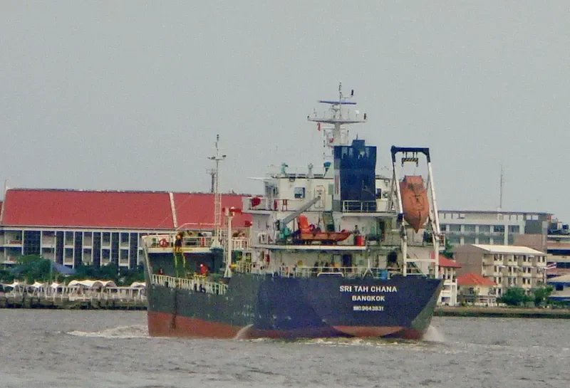 SRI TAH CHANA Tanker IMO 9643831 photo 6