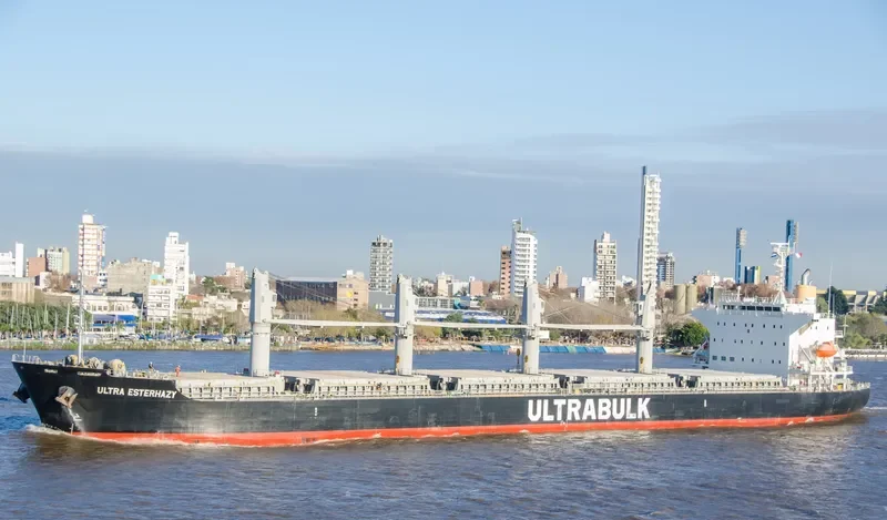 ULTRA ESTERHAZY Bulk Carrier IMO 9643946 photo 6