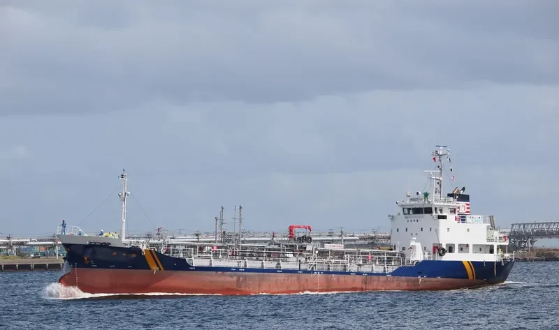 ISUZU Tanker IMO 9644093 photo 6