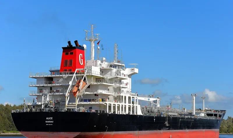 LADY MARIELLA Tanker IMO 9644433 photo 8