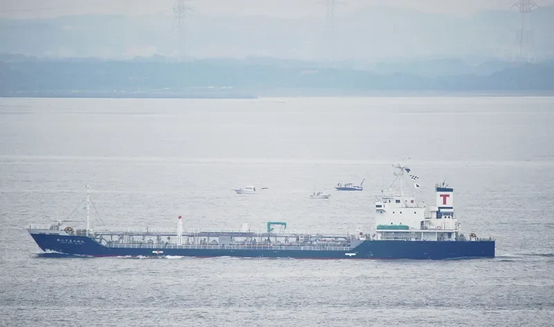 EISHIN MARU NO.25 Tanker IMO 9644469 photo 4