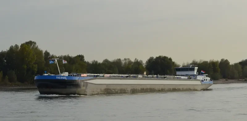 REINIE Tanker IMO 9645334 photo 5
