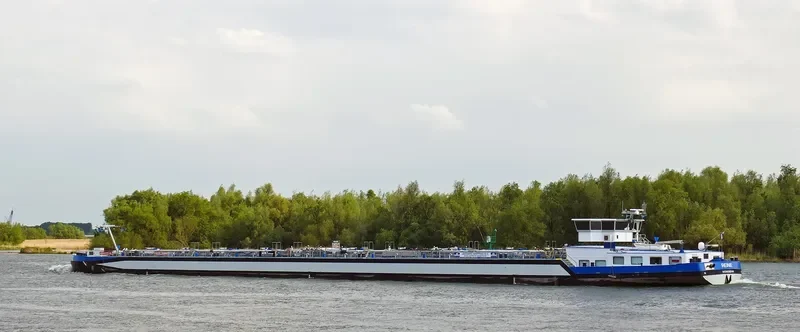REINIE Tanker IMO 9645334 photo 9