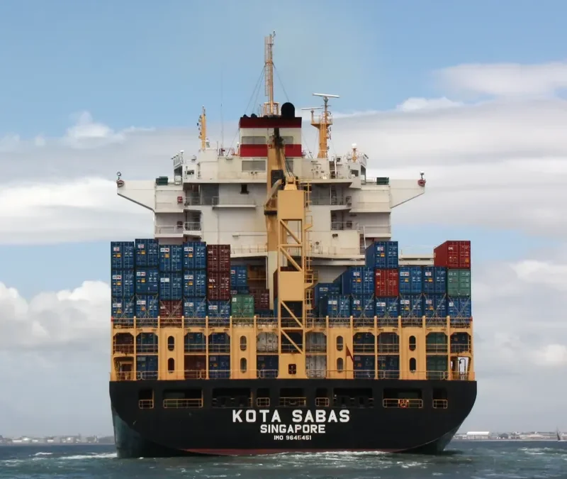 KOTA SABAS Container Ship IMO 9645451 photo 2