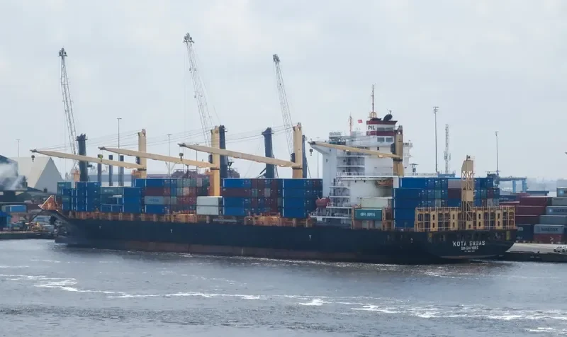 KOTA SABAS Container Ship IMO 9645451 photo 10