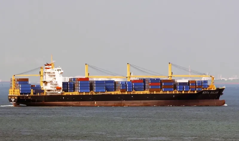 KOTA SALAM Container Ship IMO 9645475