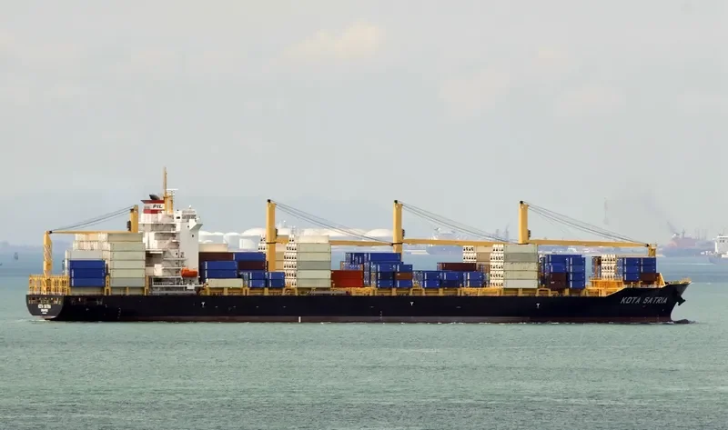 KOTA SATRIA Container Ship IMO 9645487 photo 5