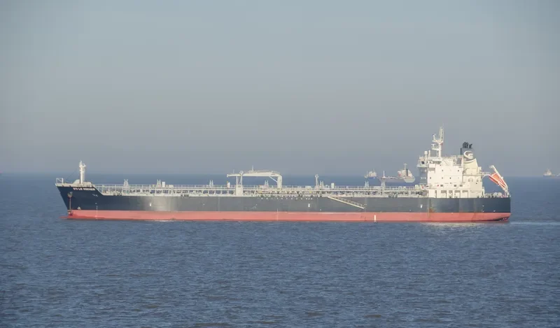 STI LE ROCHER Tanker IMO 9645762 photo 3