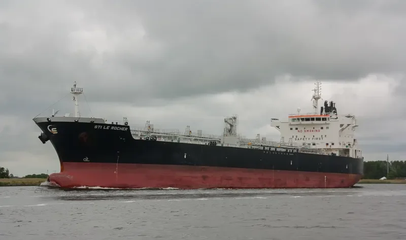 STI LE ROCHER Tanker IMO 9645762 photo 8