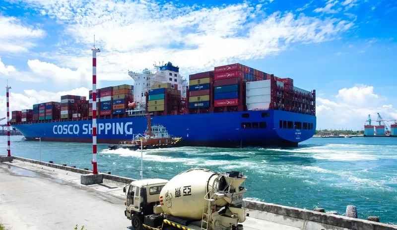 CSCL WINTER Container Ship IMO 9645877 photo 3